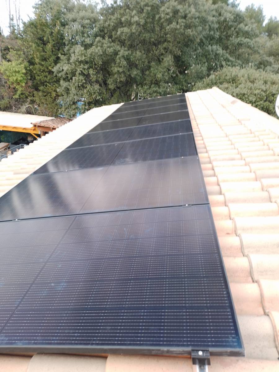 installation de panneaux solaires à Toulon près de Hyeres avec une batterie virtuelle